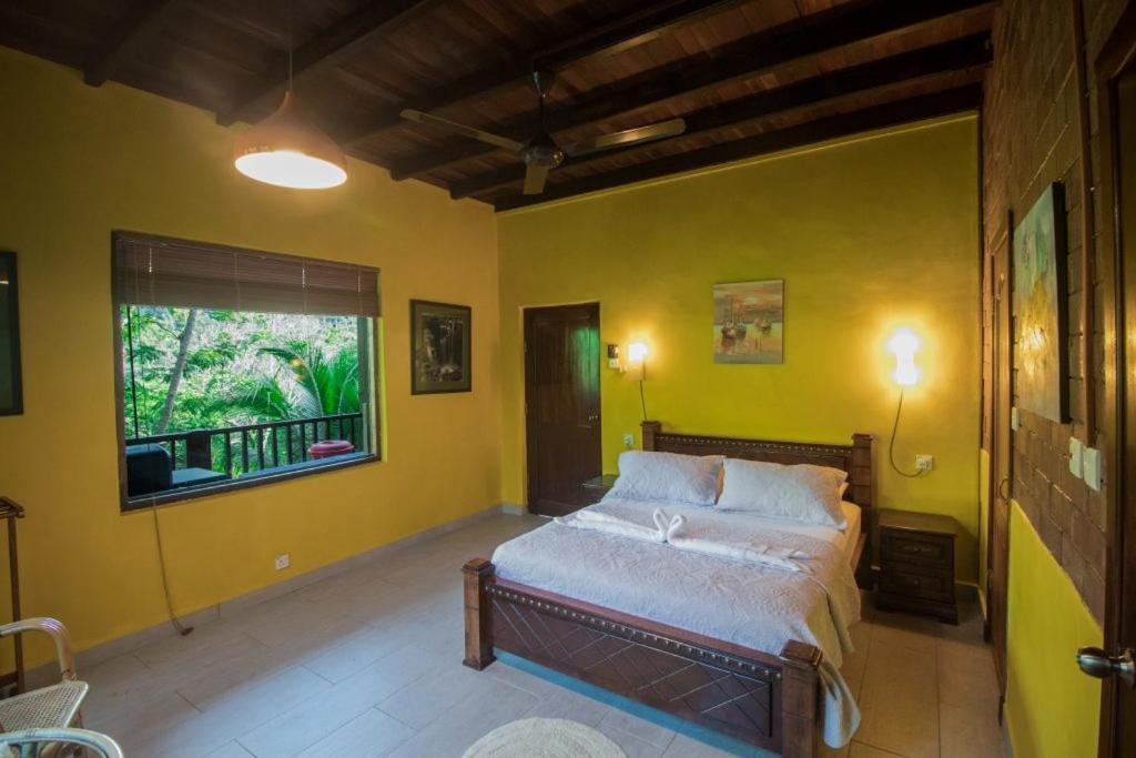 De Serenity - Exclusive Jungle Retreat Seremban Szoba fotó